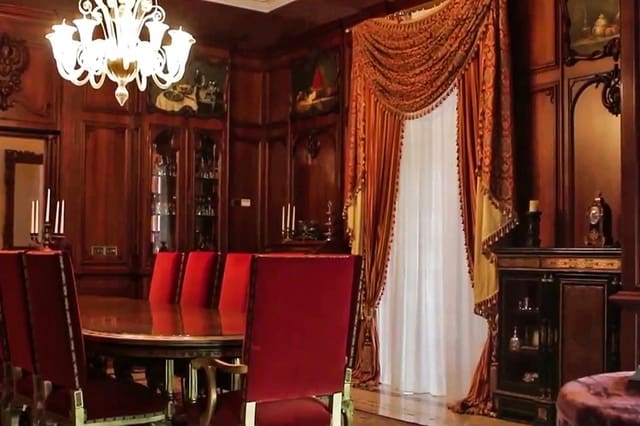 15 soverom Villa til salgs i San Enrique - Guadiaro -  Pueblo Nuevo, San Roque med svømmebasseng garasje - € 20 000 000 (Ref: 6471470)