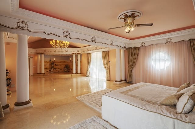 6 soverom Villa til salgs i Sotogrande Alto, San Roque med svømmebasseng - € 10 000 000 (Ref: 6471479)