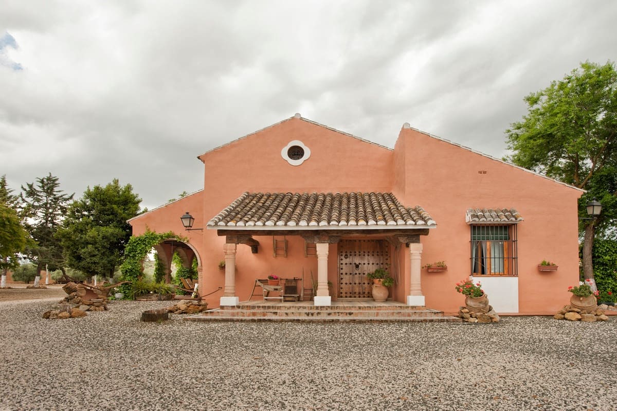 6 sovrum Finca/Hus på landet till salu i Archidona - 6 000 000 € (Ref: 6473904)