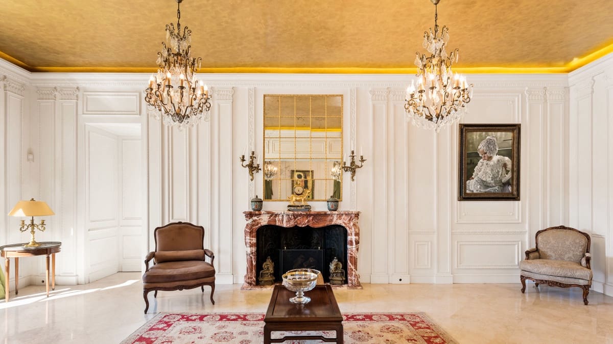 6 bedroom Villa for sale in Marbella with pool - € 14,850,000 (Ref: 6530959)