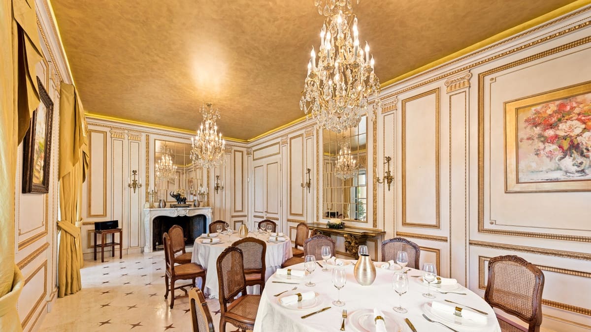 6 bedroom Villa for sale in Marbella with pool - € 14,850,000 (Ref: 6530959)