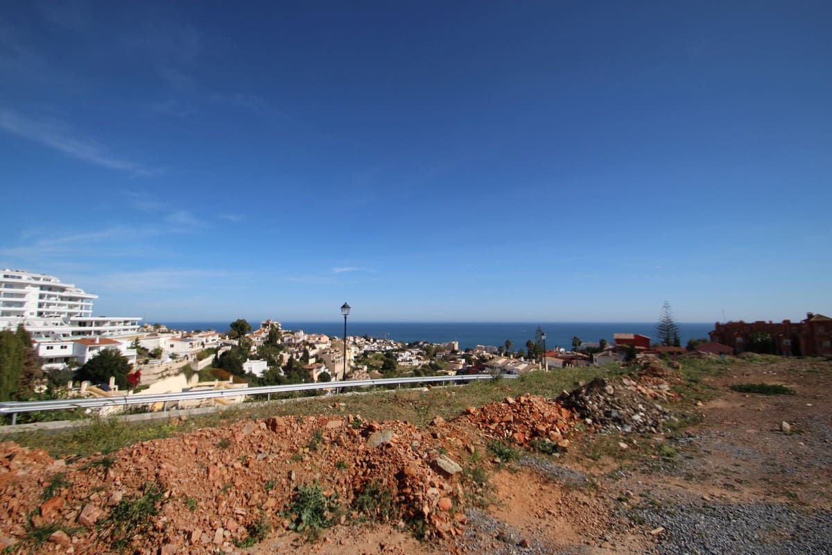 Grunde uden byggetilladelser til salg i Fuengirola - € 4.500.000 (Ref: 6575651)