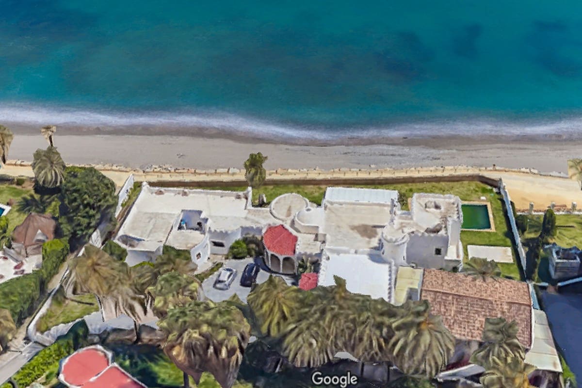 11 soveværelse Villa til salg i Puerto Banus med swimmingpool garage - € 12.000.000 (Ref: 6575792)