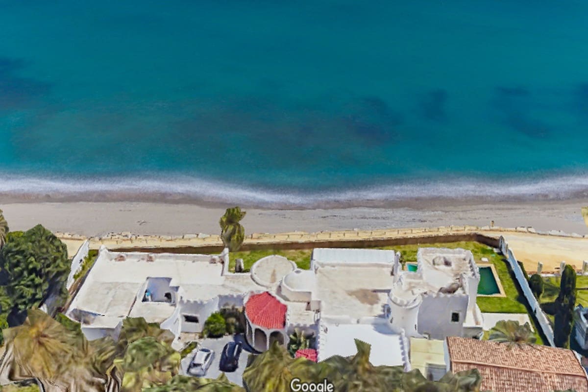 11 soveværelse Villa til salg i Puerto Banus med swimmingpool garage - € 12.000.000 (Ref: 6575792)