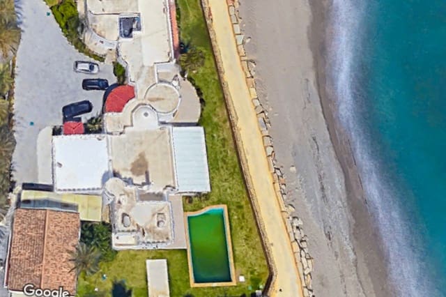 11 soveværelse Villa til salg i Puerto Banus, Marbella med swimmingpool garage - € 12.000.000 (Ref: 6575792)