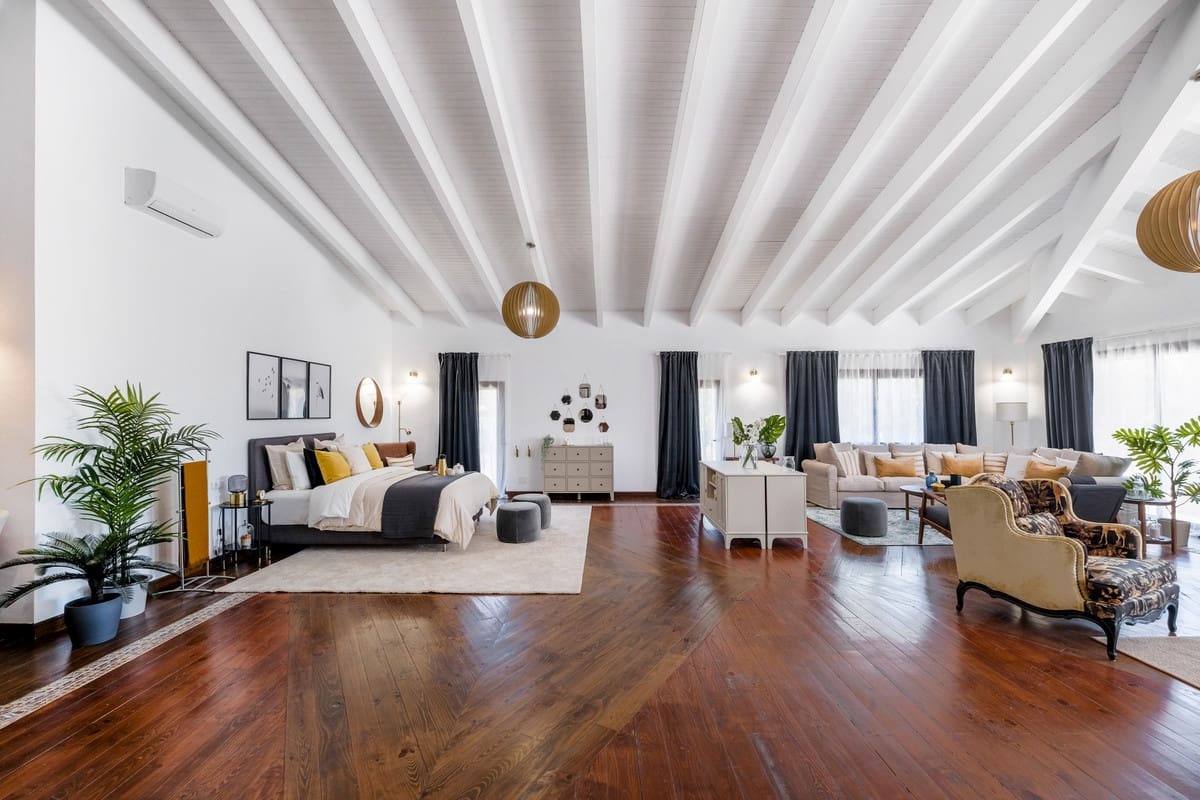 10 sypialnia Willa na sprzedaż w Nueva Andalucia z basenem - 15 000 000 € (Ref: 7082470)