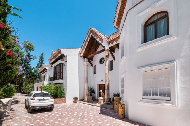 10 sypialnia Willa na sprzedaż w Las Brisas, Marbella z basenem - 15 000 000 € (Ref: 7082470)