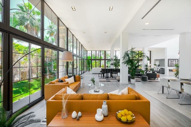 10 sypialnia Willa na sprzedaż w Las Brisas, Marbella z basenem - 15 000 000 € (Ref: 7082470)