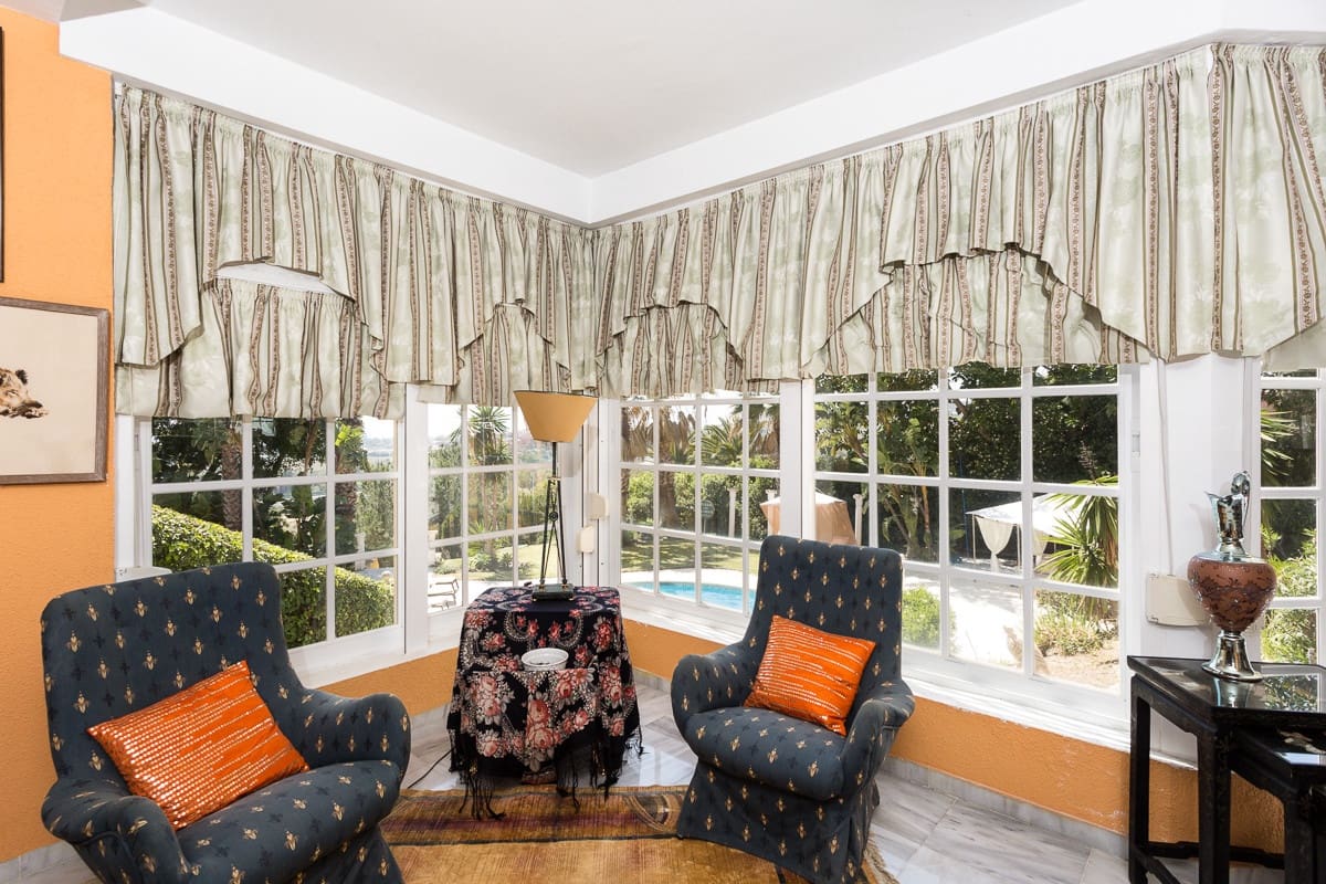 7 bedroom Villa for sale in Benahavis with pool garage - € 5,833,000 (Ref: 7082486)