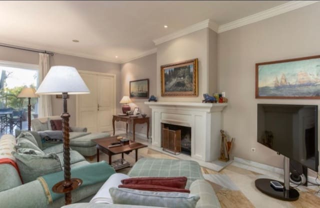 7 sypialnia Willa na sprzedaż w Guadalmina Baja, Marbella z basenem garażem - 6 800 000 € (Ref: 7082493)