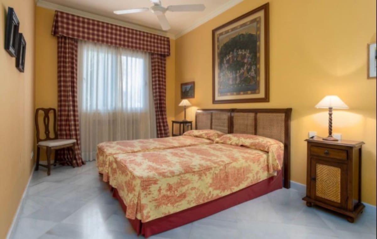 7 sypialnia Willa na sprzedaż w Guadalmina z basenem garażem - 6 800 000 € (Ref: 7082493)