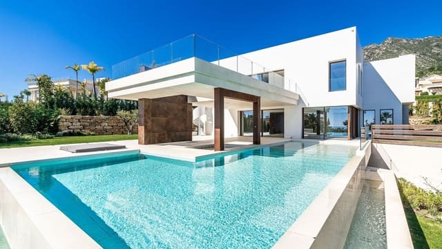 10 quarto Moradia para venda em Sierra Blanca, Marbella com piscina garagem - 12 500 000 € (Ref: 7082504)