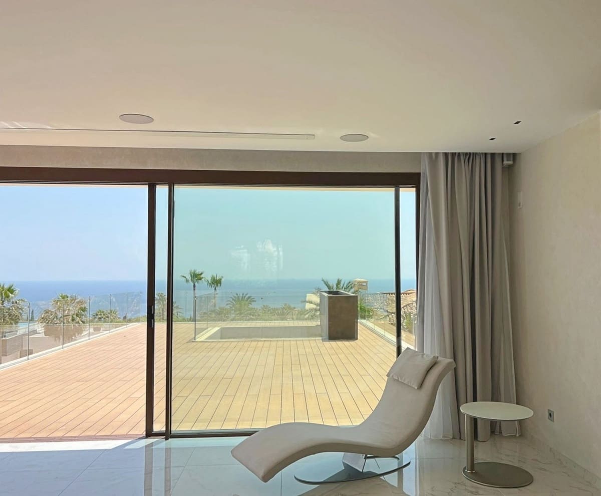 10 makuuhuone Huvila myytävänä paikassa Golden Mile mukana uima-altaan 
autotalli - 12 500 000 € (Ref: 7082504)