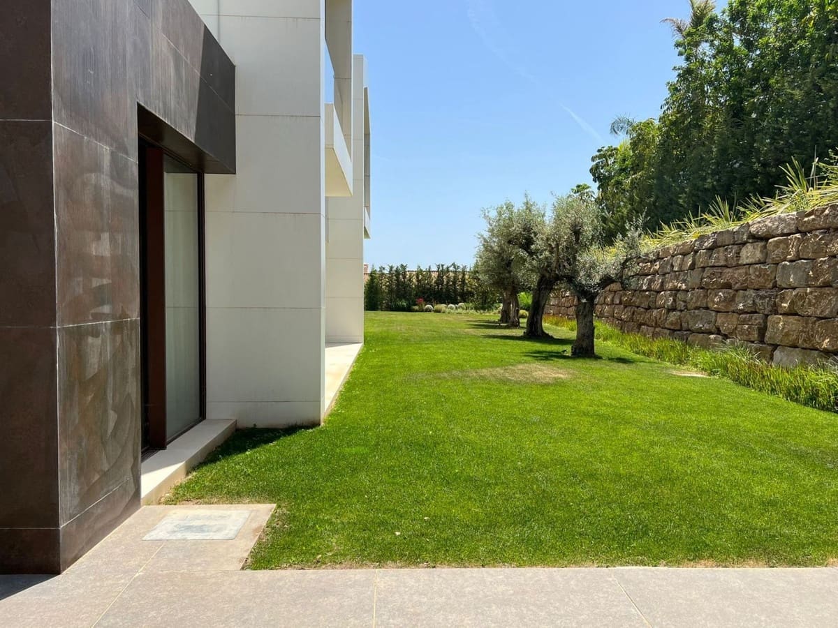 10 makuuhuone Huvila myytävänä paikassa Golden Mile mukana uima-altaan 
autotalli - 12 500 000 € (Ref: 7082504)