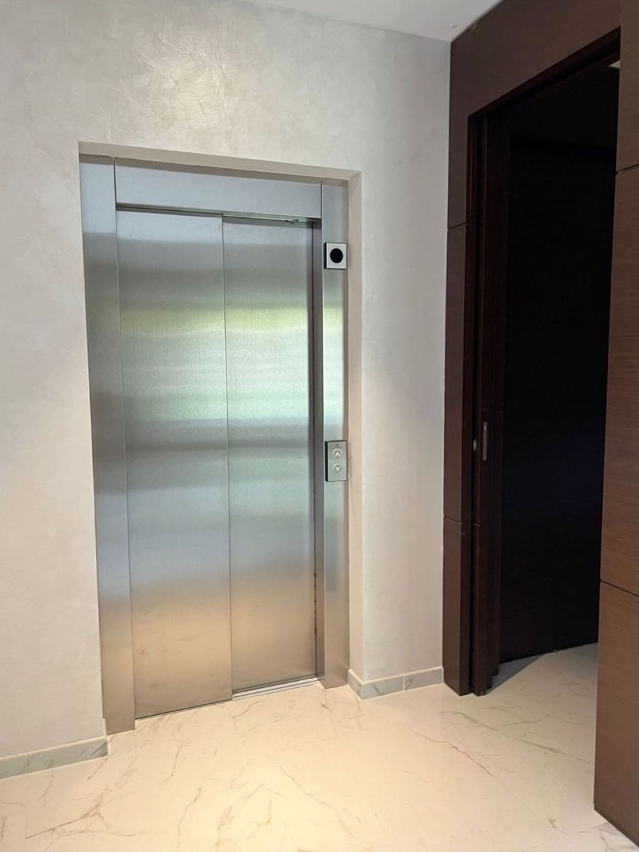 10 makuuhuone Huvila myytävänä paikassa Golden Mile mukana uima-altaan 
autotalli - 12 500 000 € (Ref: 7082504)