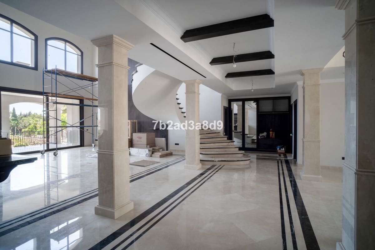 6 soveværelse Villa til salg i Golden Mile med swimmingpool - € 19.000.000 (Ref: 7082505)