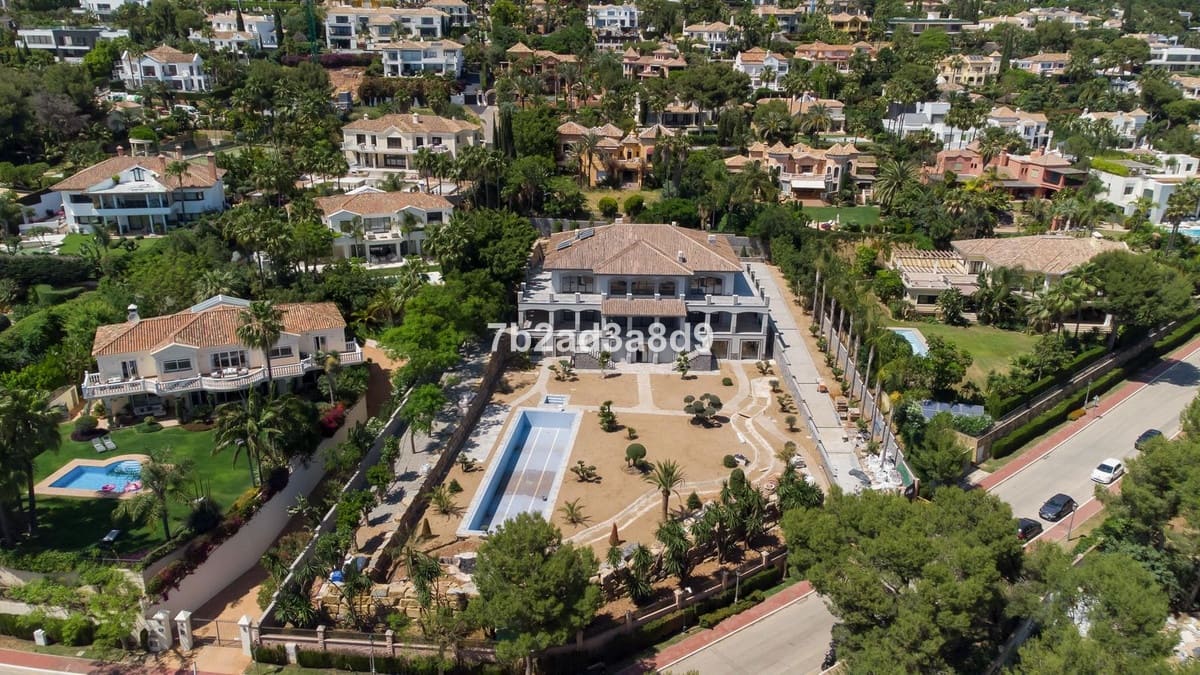 6 soveværelse Villa til salg i Golden Mile med swimmingpool - € 19.000.000 (Ref: 7082505)