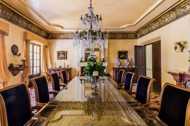 10 quarto Quinta/Casa Rural para venda em La Concha - Resina Golf, Estepona com piscina garagem - 20 000 000 € (Ref: 7082529)