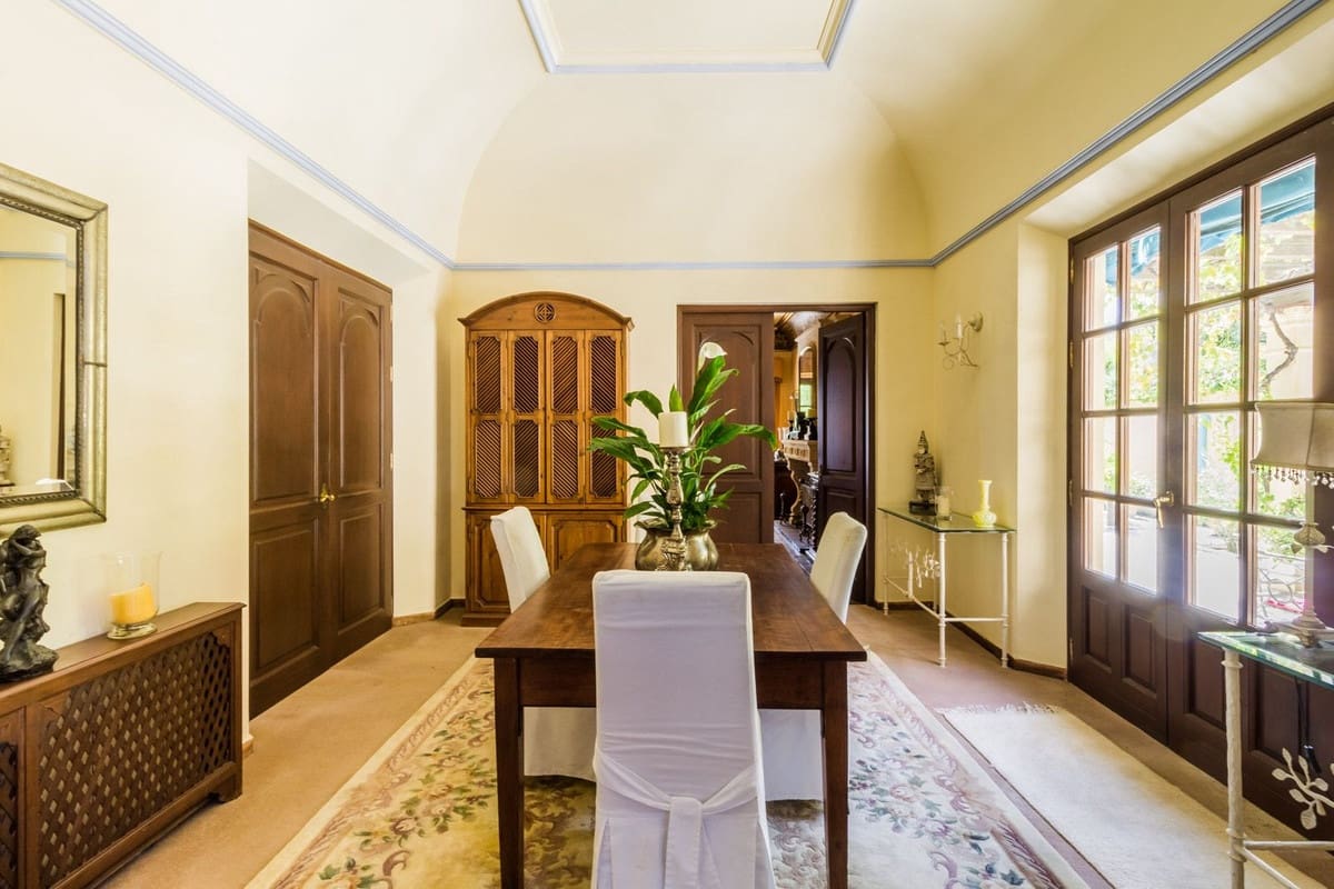 10 quarto Quinta/Casa Rural para venda em New Golden Mile com piscina garagem - 20 000 000 € (Ref: 7082529)