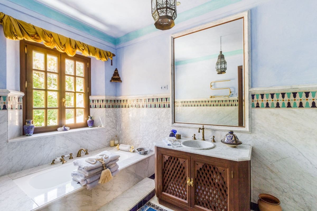 10 quarto Quinta/Casa Rural para venda em New Golden Mile com piscina garagem - 20 000 000 € (Ref: 7082529)