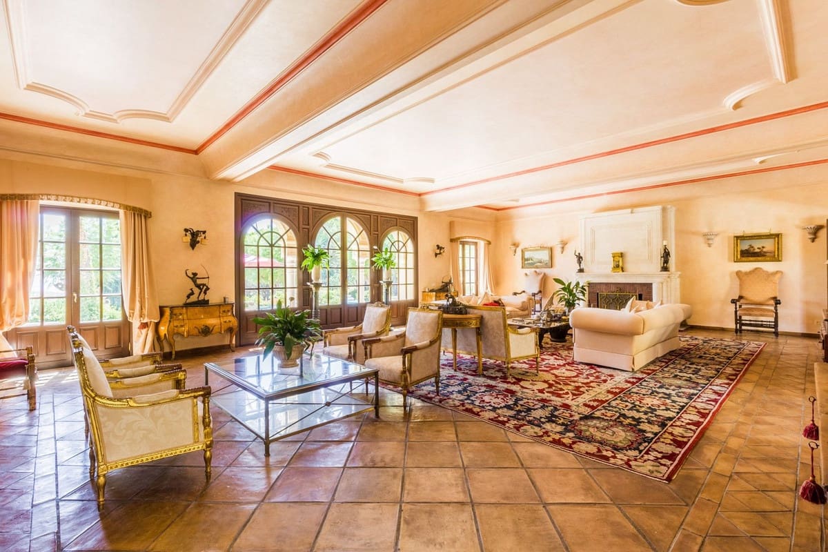 10 quarto Quinta/Casa Rural para venda em New Golden Mile com piscina garagem - 20 000 000 € (Ref: 7082529)