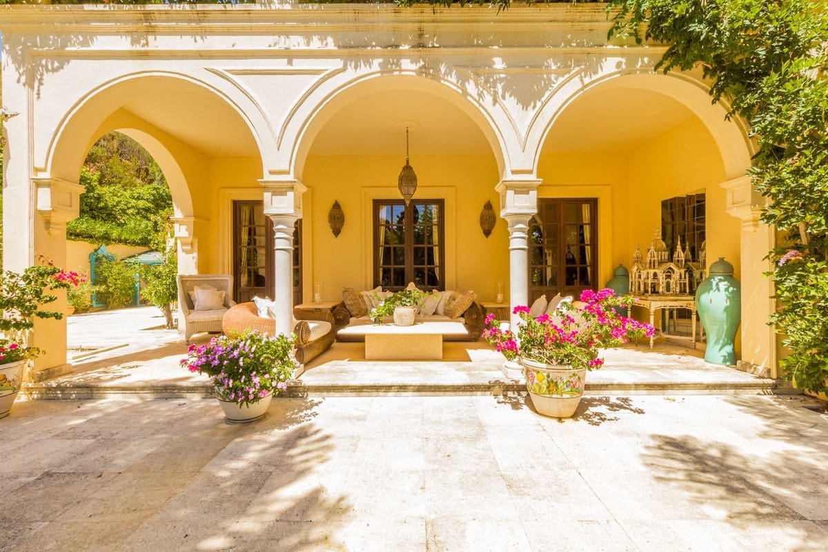 10 quarto Quinta/Casa Rural para venda em New Golden Mile com piscina garagem - 20 000 000 € (Ref: 7082529)