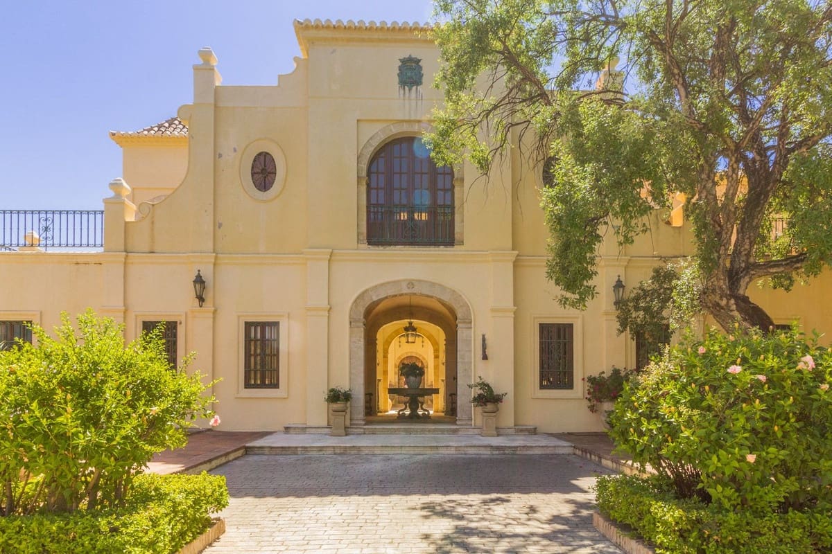 10 quarto Quinta/Casa Rural para venda em New Golden Mile com piscina garagem - 20 000 000 € (Ref: 7082529)