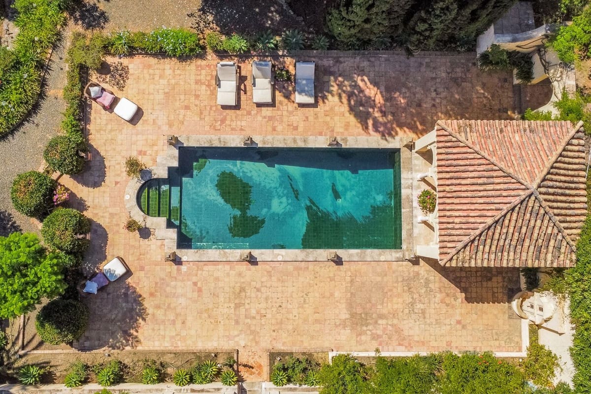 10 quarto Quinta/Casa Rural para venda em New Golden Mile com piscina garagem - 20 000 000 € (Ref: 7082529)