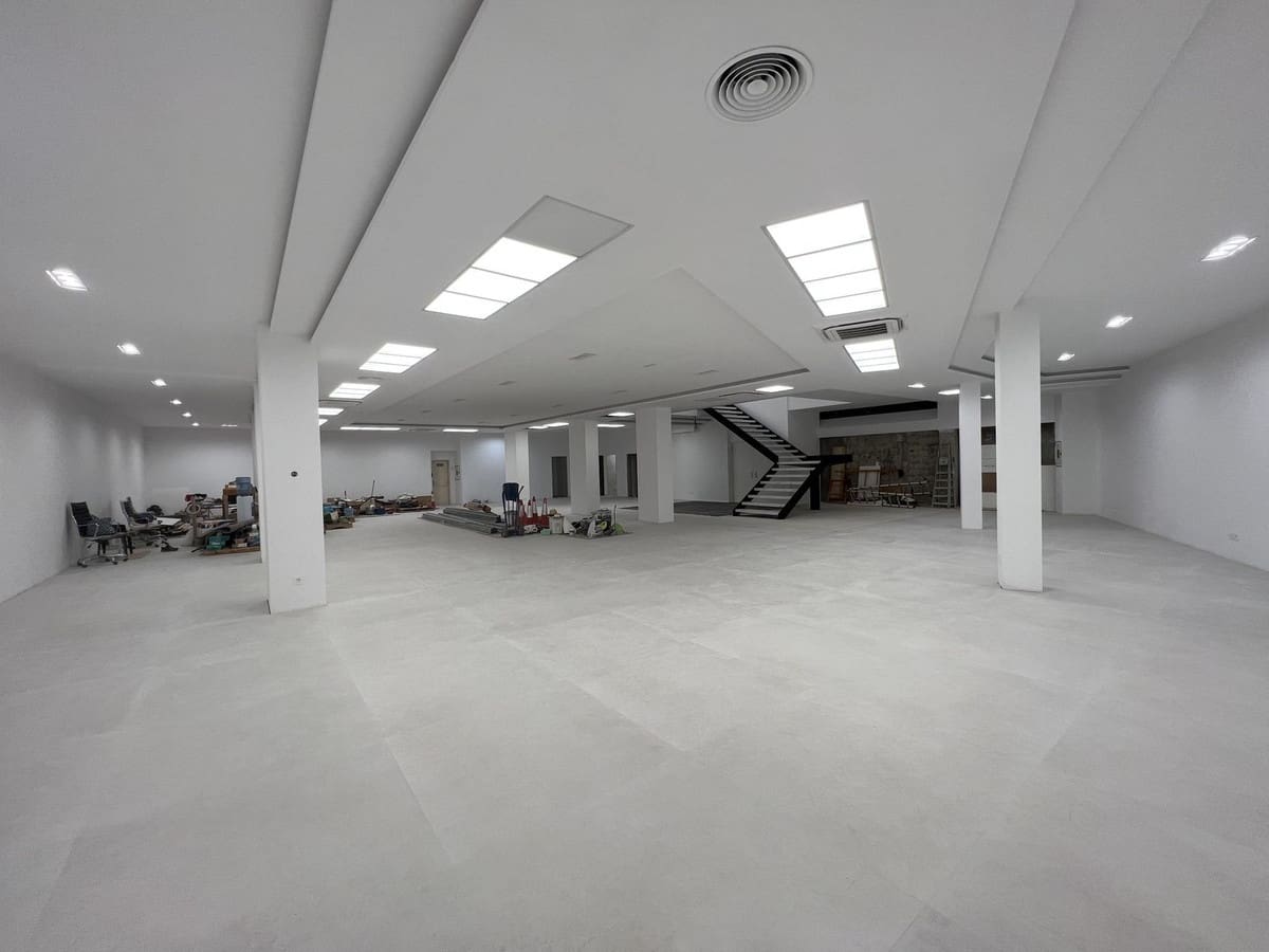 Virksomhed til salg i Marbella med garage - € 6.500.000 (Ref: 7082530)