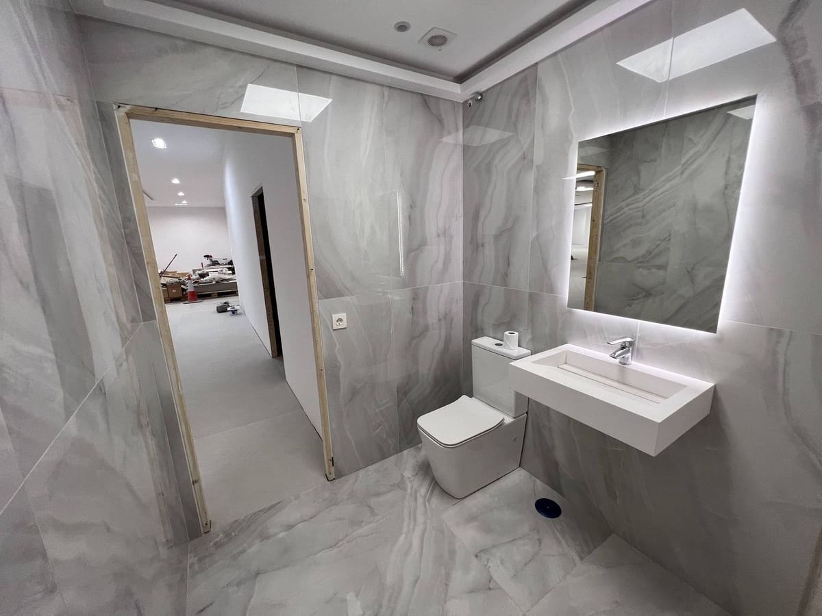 Virksomhed til salg i Marbella med garage - € 6.500.000 (Ref: 7082530)