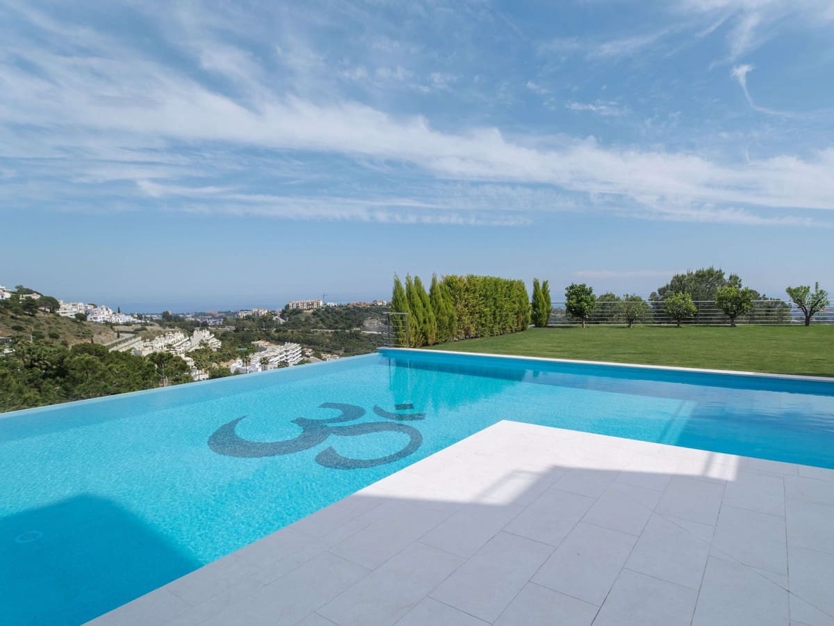 12 slaapkamer Villa te koop in Benahavis met zwembad garage - € 12.700.000 (Ref: 7082578)