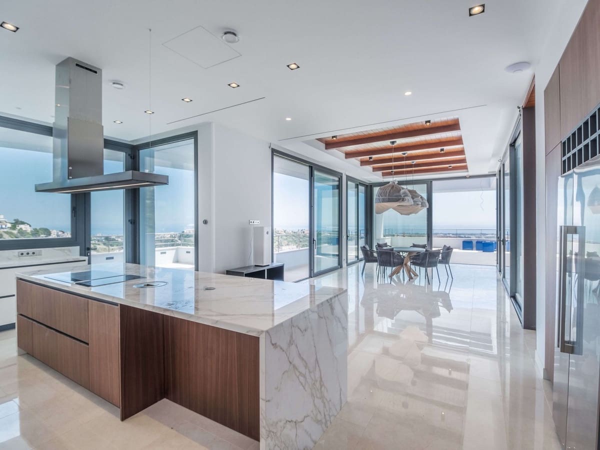 12 slaapkamer Villa te koop in Benahavis met zwembad garage - € 12.700.000 (Ref: 7082578)