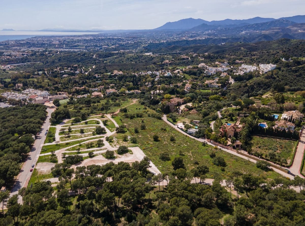 Grunde uden byggetilladelser til salg i Golden Mile - € 20.000.000 (Ref: 7083305)