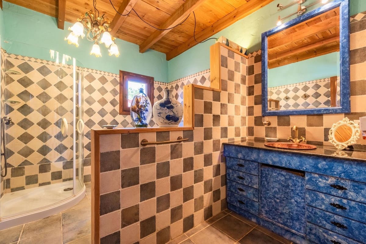 12 soveværelse Hotel til salg i Coin med swimmingpool garage - € 6.200.000 (Ref: 7108065)