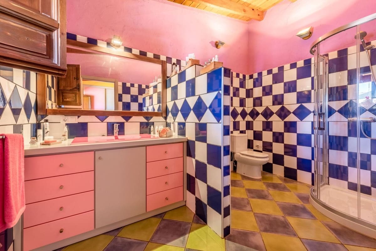 12 soveværelse Hotel til salg i Coin med swimmingpool garage - € 6.200.000 (Ref: 7108065)