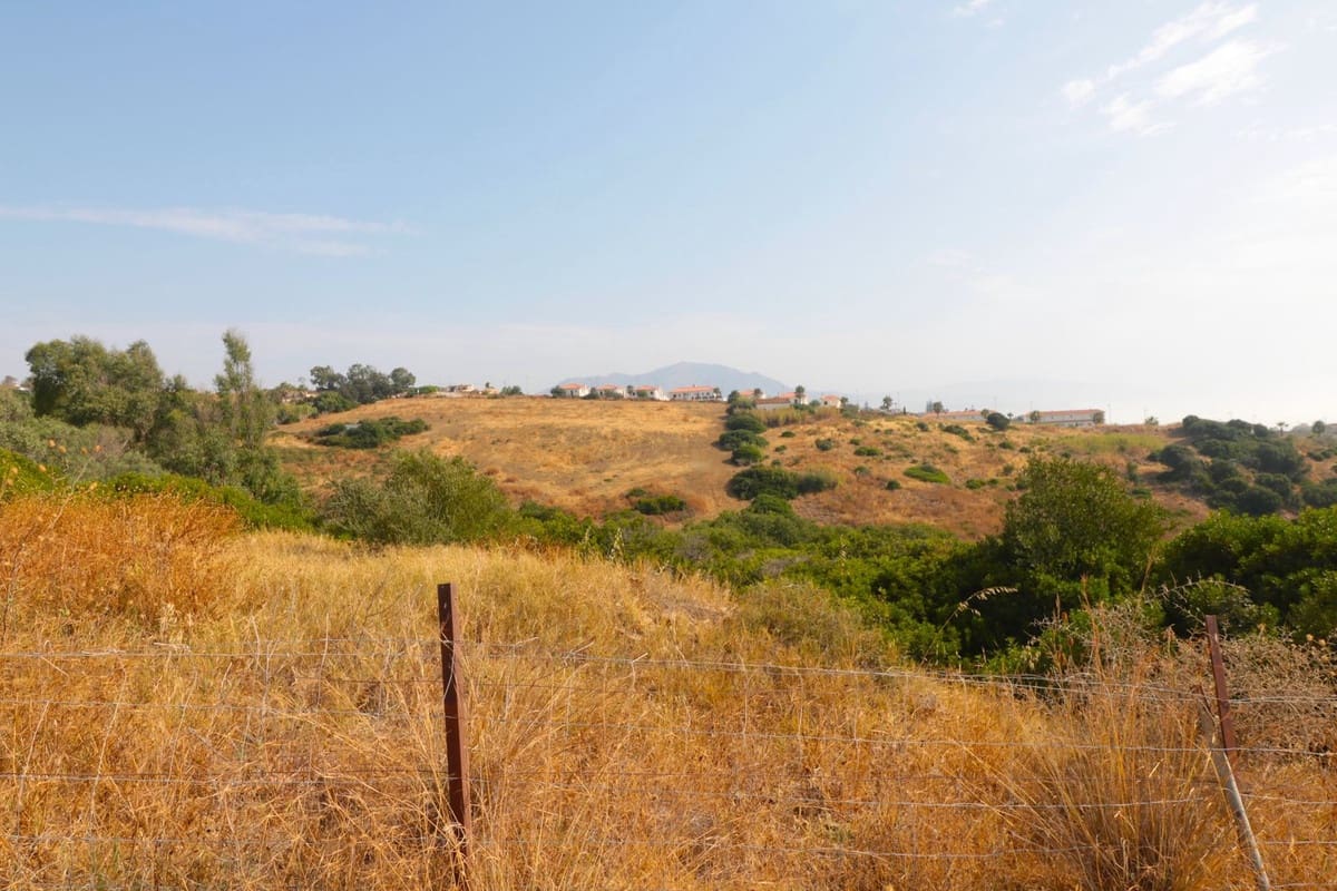 Ruin til salg i Manilva - € 2.295.000 (Ref: 7108070)