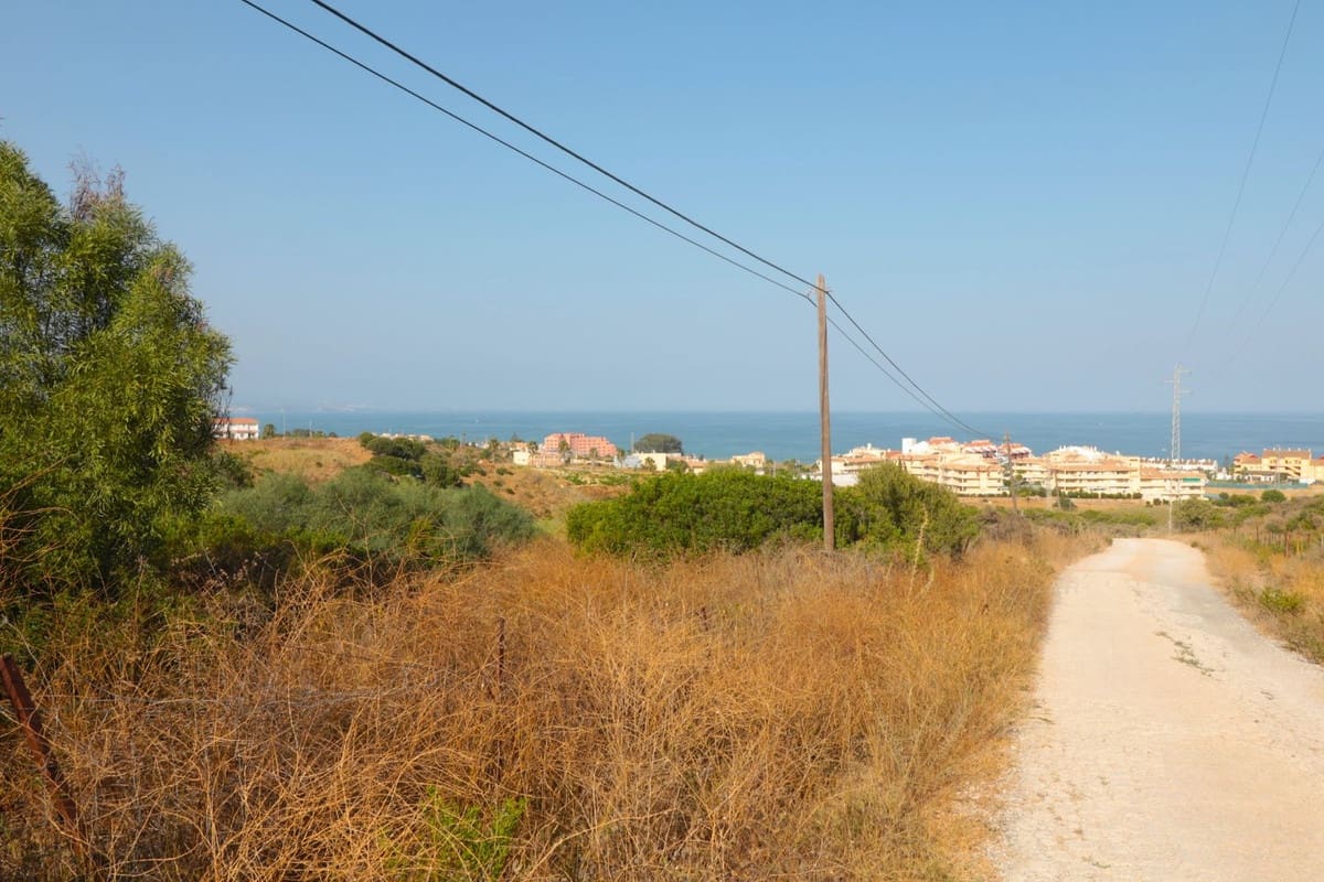 Ruin til salg i Manilva - € 2.295.000 (Ref: 7108070)