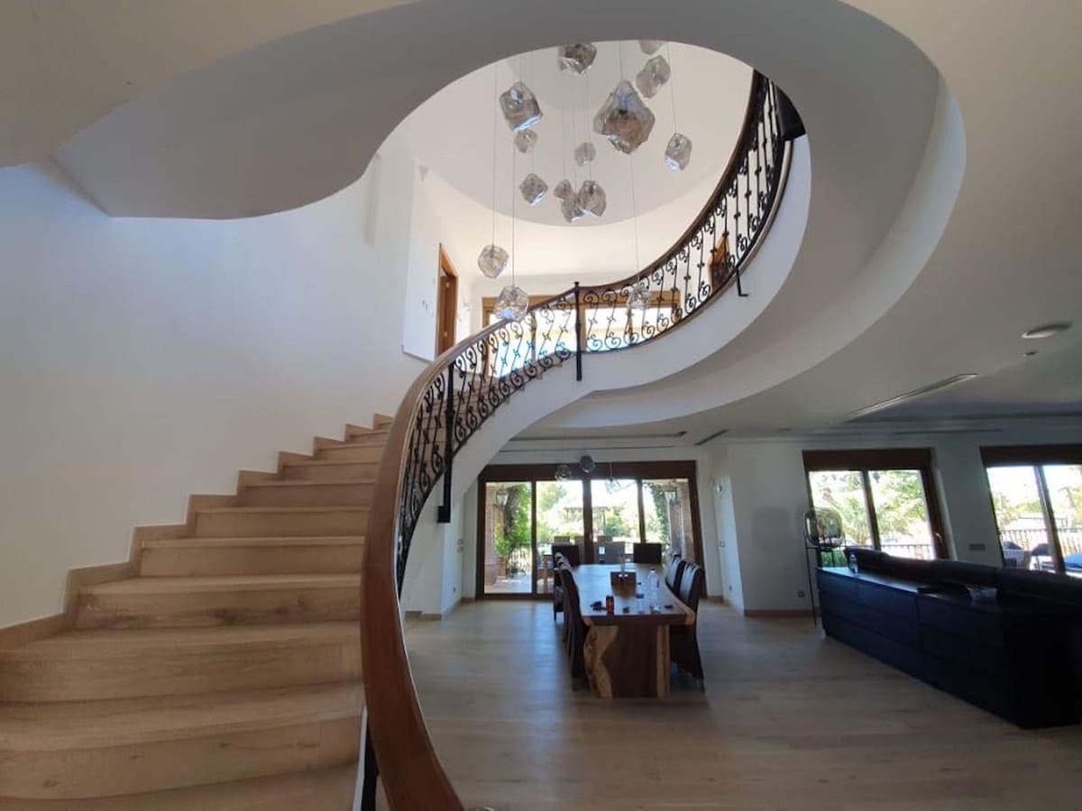 Chalet de 6 habitaciones en Benahavís en venta con piscina garaje - 4.200.000 € (Ref: 7212944)