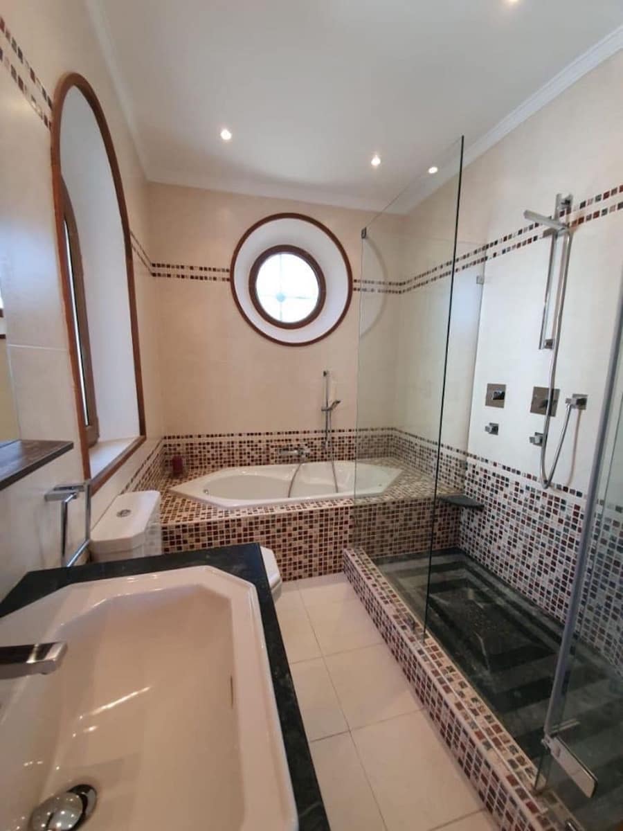 Chalet de 6 habitaciones en Benahavís en venta con piscina garaje - 4.200.000 € (Ref: 7212944)