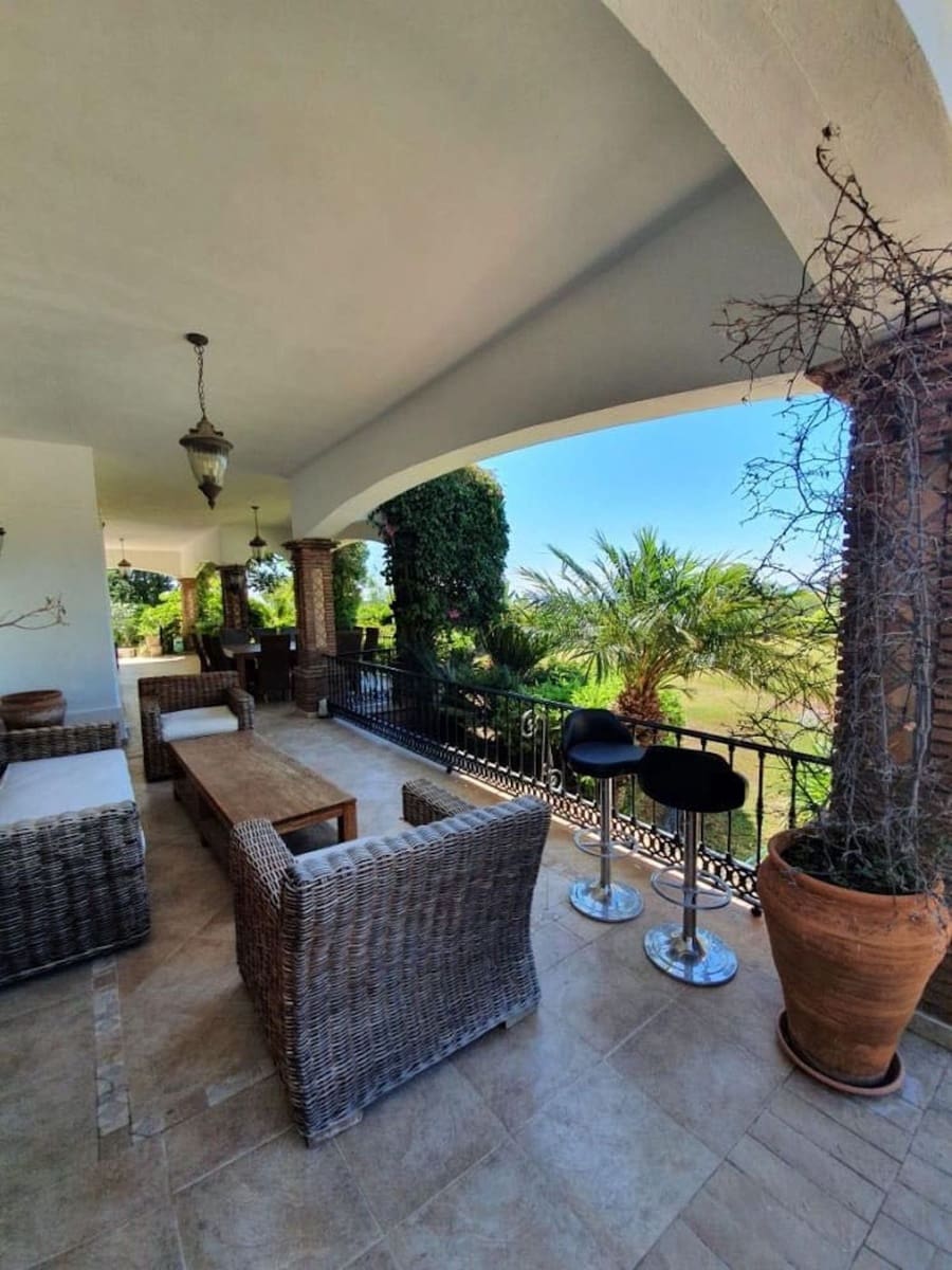 Chalet de 6 habitaciones en Benahavís en venta con piscina garaje - 4.200.000 € (Ref: 7212944)