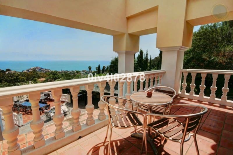 10 soverom Villa til salgs i Benalmadena med svømmebasseng garasje - € 3 000 000 (Ref: 7223457)