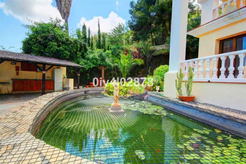 10 soverom Villa til salgs i Benalmadena med svømmebasseng garasje - € 3 000 000 (Ref: 7223457)