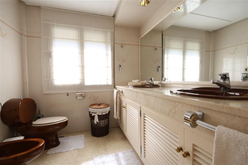 6 sovrum Villa till salu i Los Monteros med pool garage - 4 500 000 € (Ref: 7223469)