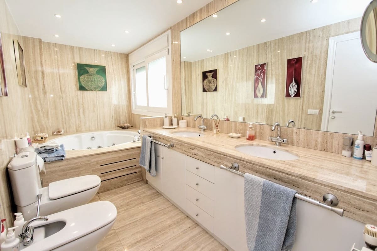 6 sypialnia Willa na sprzedaż w San Pedro de Alcantara z basenem garażem - 4 250 000 € (Ref: 7223493)