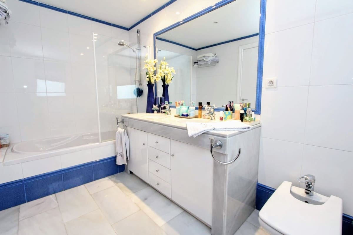 6 sypialnia Willa na sprzedaż w San Pedro de Alcantara z basenem garażem - 4 250 000 € (Ref: 7223493)