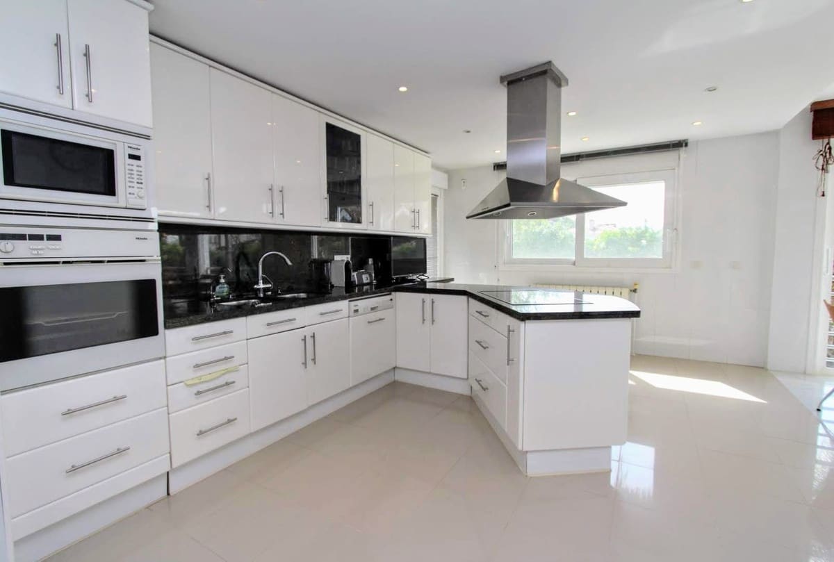 6 sypialnia Willa na sprzedaż w San Pedro de Alcantara z basenem garażem - 4 250 000 € (Ref: 7223493)