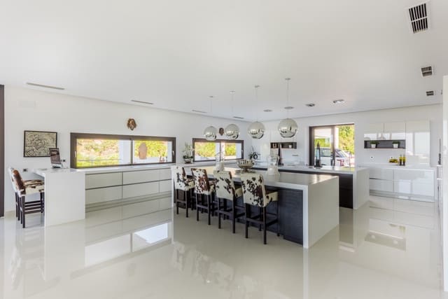 8 slaapkamer Villa te koop in La Zagaleta, Benahavís met zwembad garage - € 12.750.000 (Ref: 7223682)