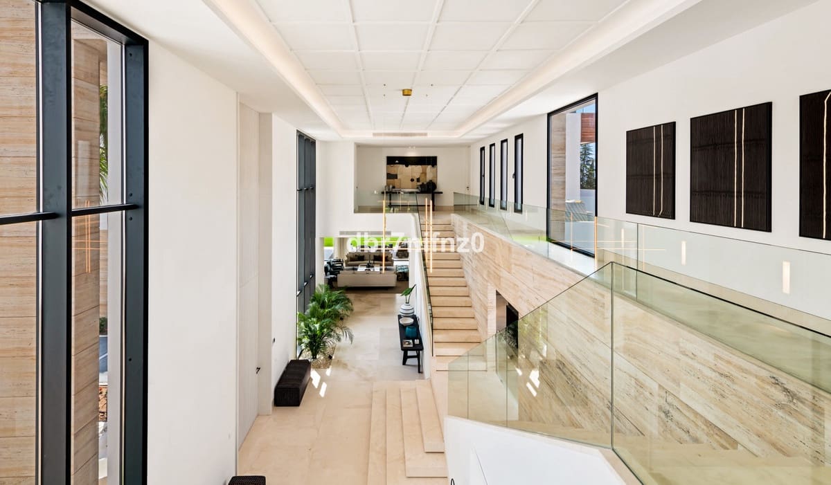 9 chambre Villa/Maison à vendre à Golden Mile avec piscine - 17 000 000 € (Ref: 7223724)