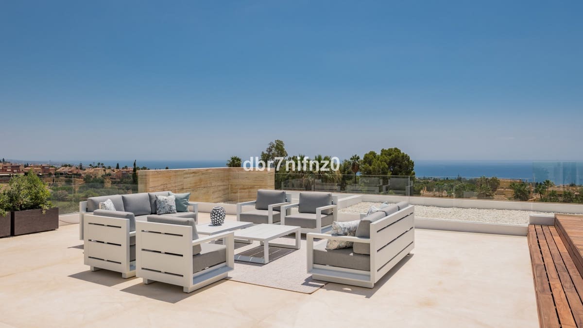 9 chambre Villa/Maison à vendre à Golden Mile avec piscine - 17 000 000 € (Ref: 7223724)