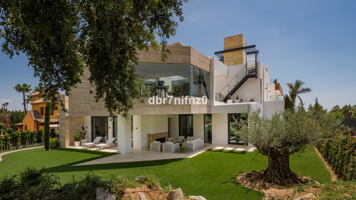 9 chambre Villa/Maison à vendre à Golden Mile avec piscine - 17 000 000 € (Ref: 7223724)